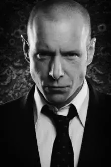 Hugh Dillon - Hugh Dillon photo 2.jpg